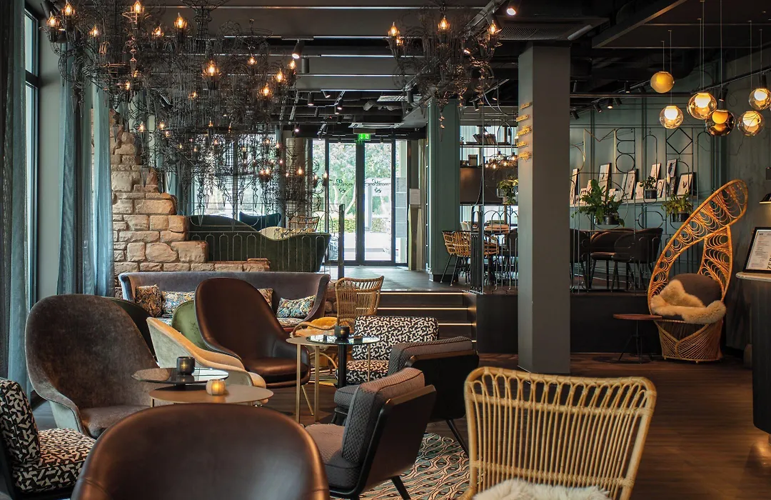 Motel One Saarbrücken-1