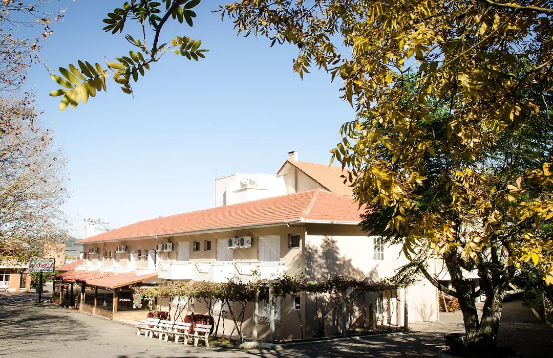 Dona Adelia Hotel E Restaurante-1