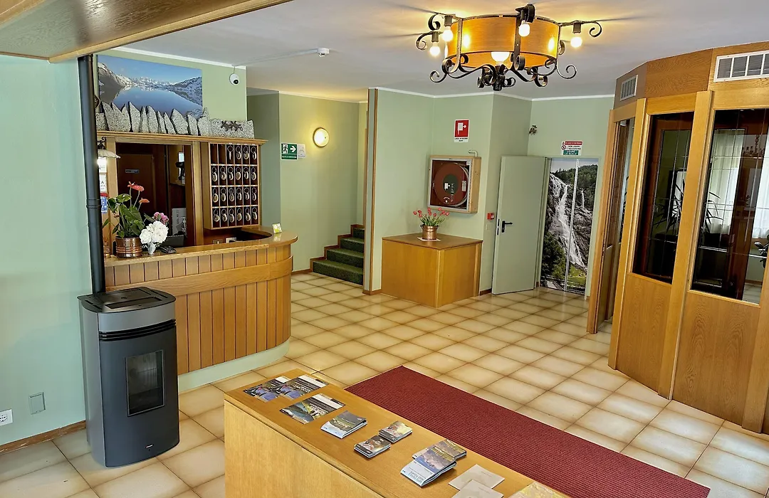 Hotel Ferrari-1