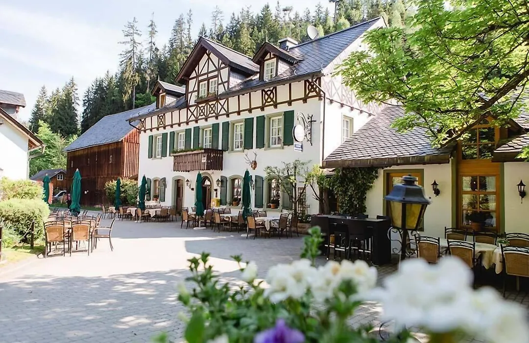 Gasthof Bischofsmühle-1