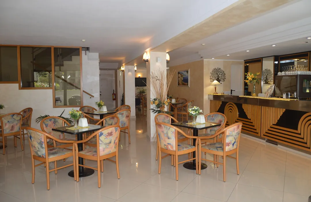 Hotel Karin-1
