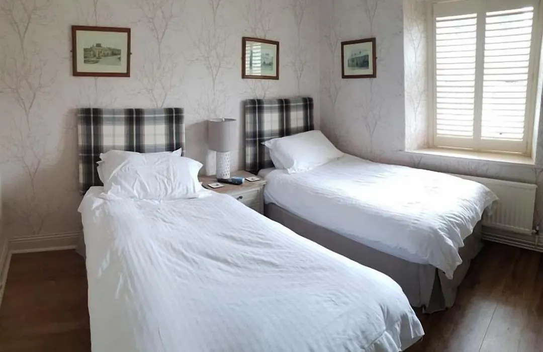 The Queen Catherine Hotel-1