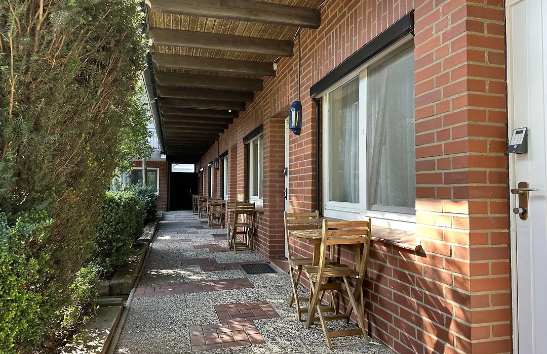 Waldhotel zum Bergsee Damme-1