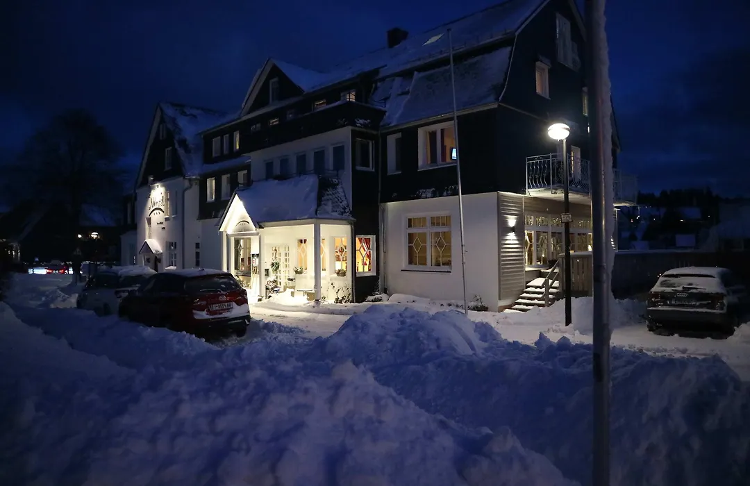 Hotel Nuhnetal-1