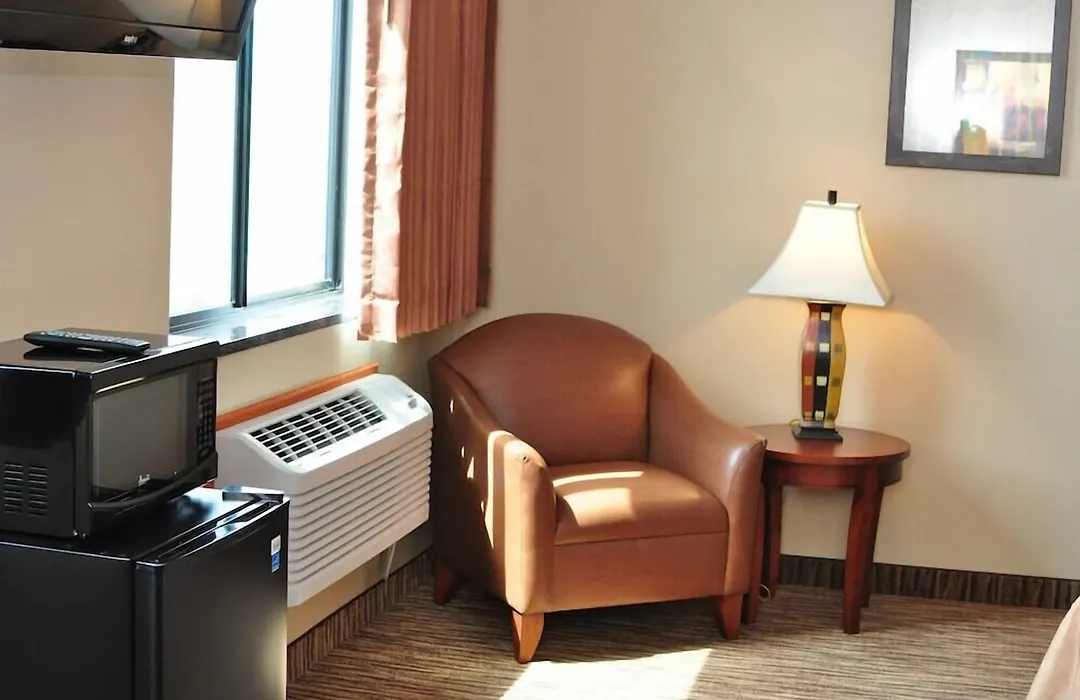 Cobblestone Inn & Suites - Newton-1