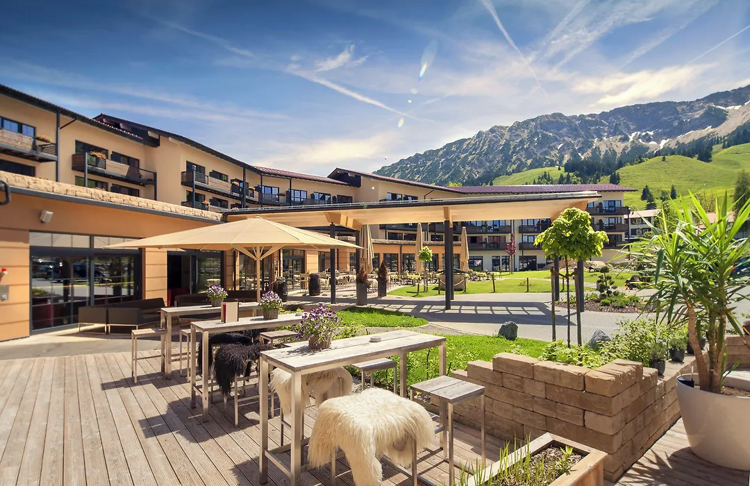 Panoramahotel Oberjoch-1