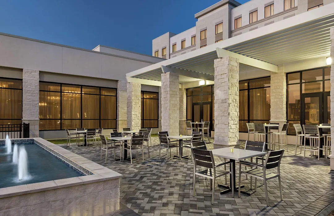 Embassy Suites By Hilton Round Rock-1