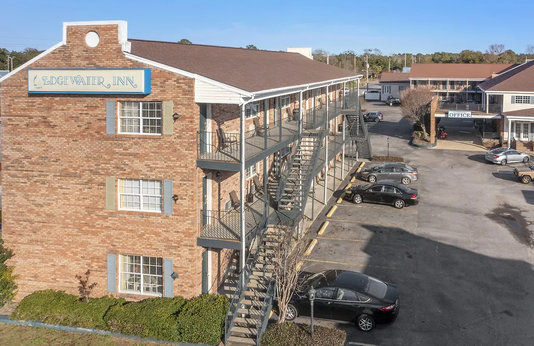 Edgewater Inn - Biloxi Beach-1