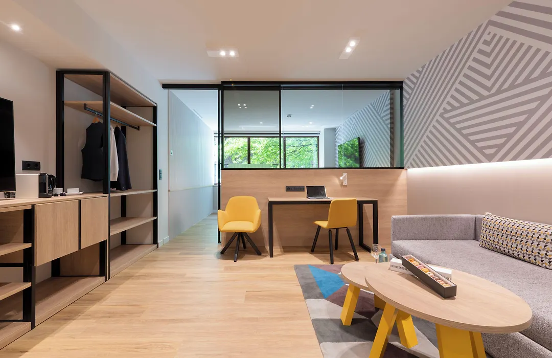 Suites Plaza Hotel & Wellness-1