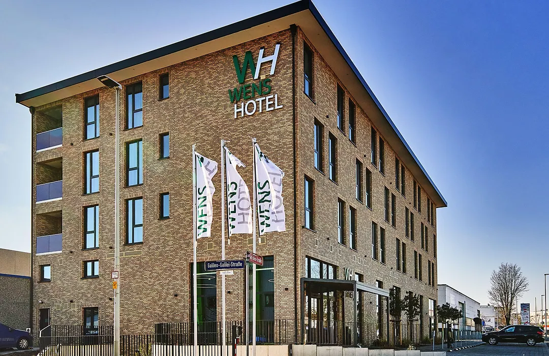 Wens Hotel-1