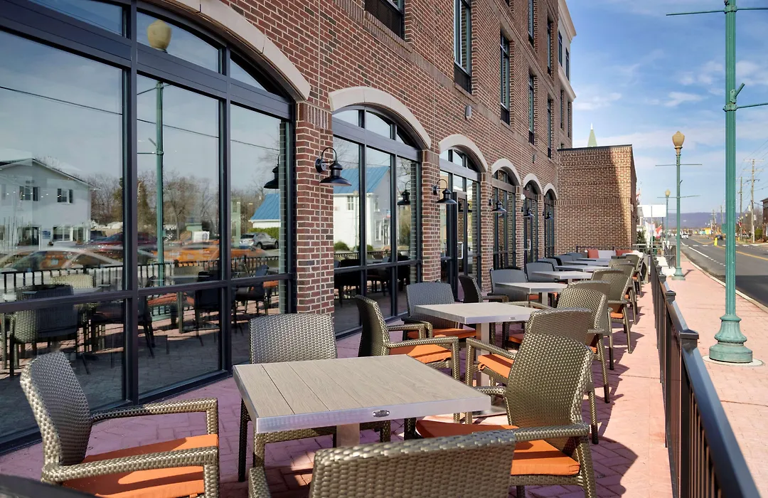 Hilton Garden Inn Haymarket-1