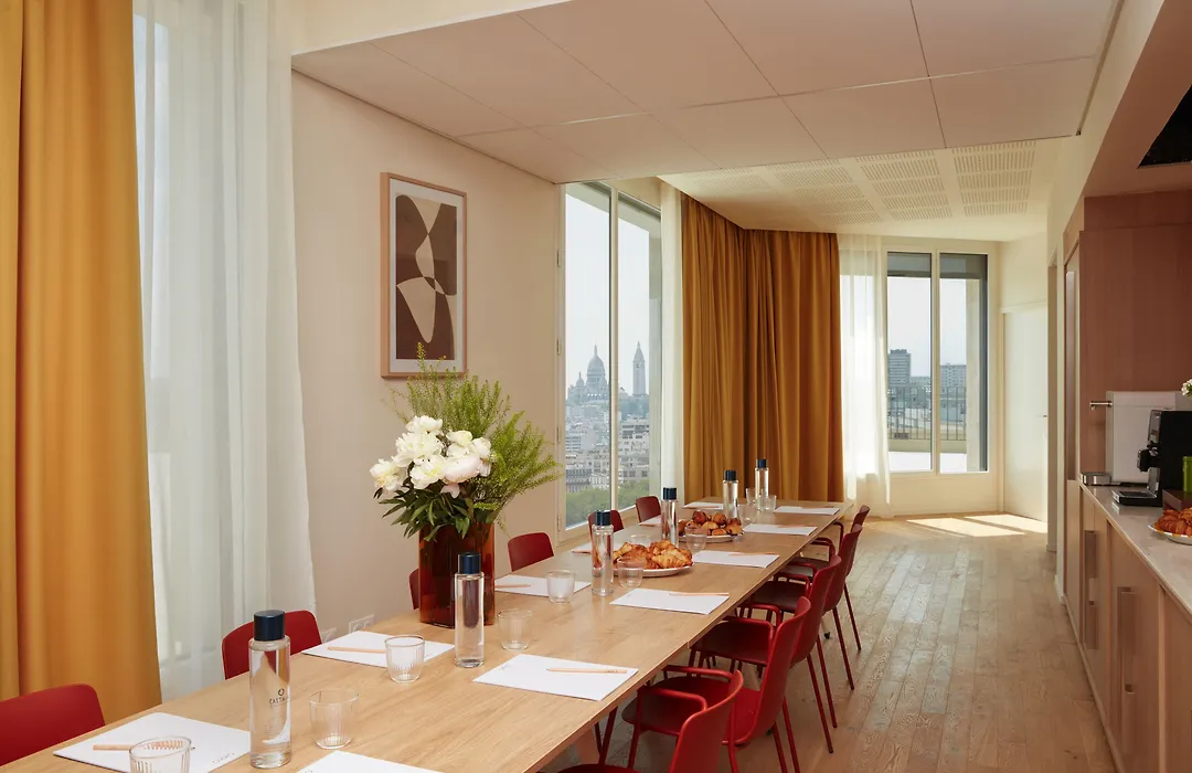 Okko Hotels Paris Rosa Parks-1