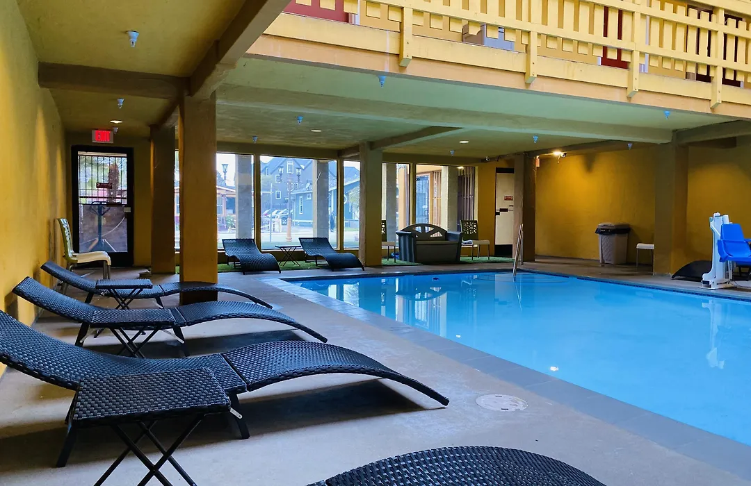The Aqua Pacific Hotel-1