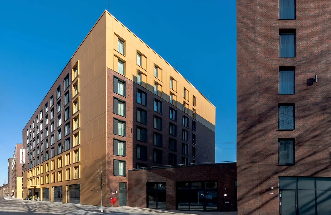 Hampton By Hilton Duesseldorf City Centre-1