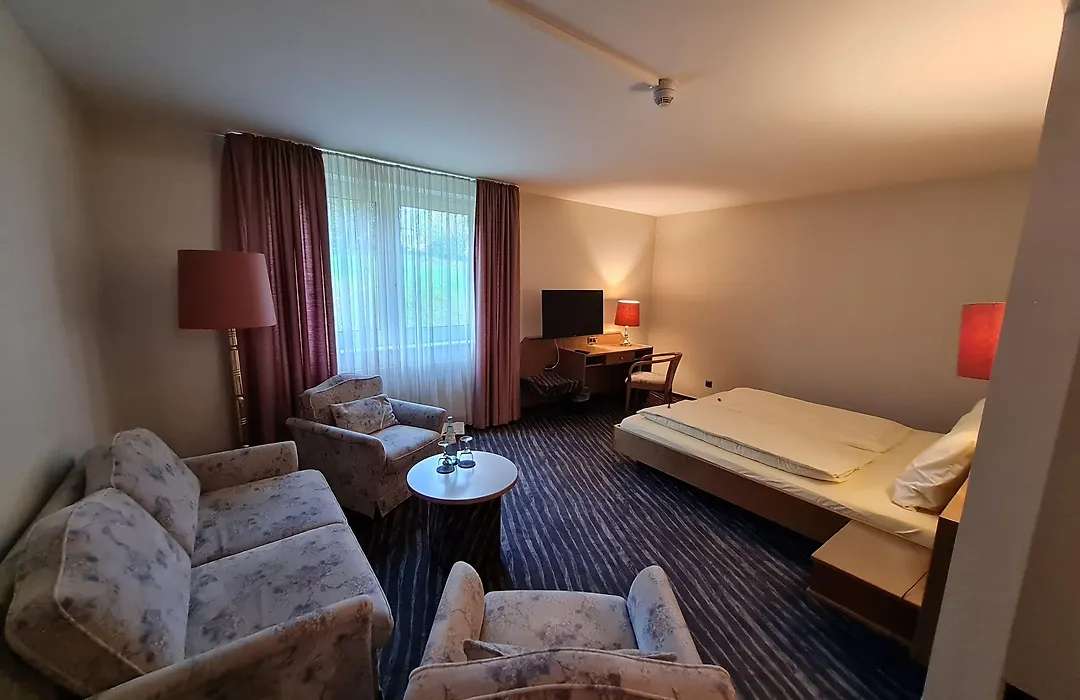 Montana Landhotel Gummersbach-Nord-1