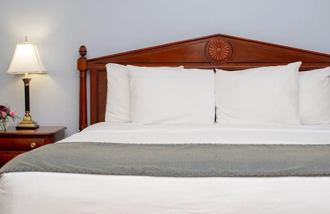 Athenaeum Hotel-1