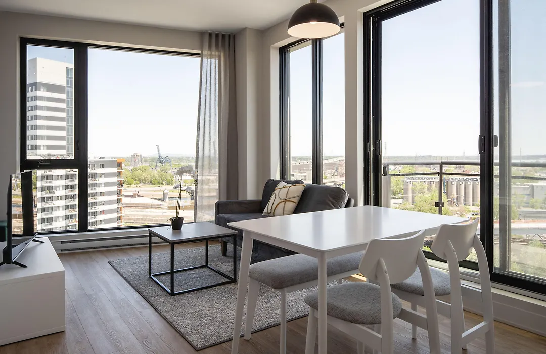 Griffintown Hotel-1