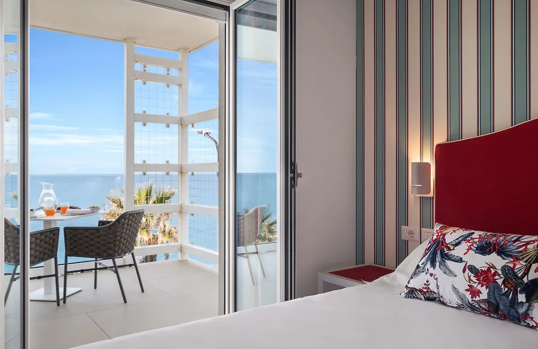 Seaside Hotel-1