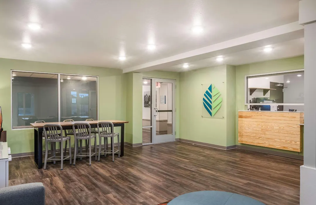 Woodspring Suites Atlanta Newnan-1