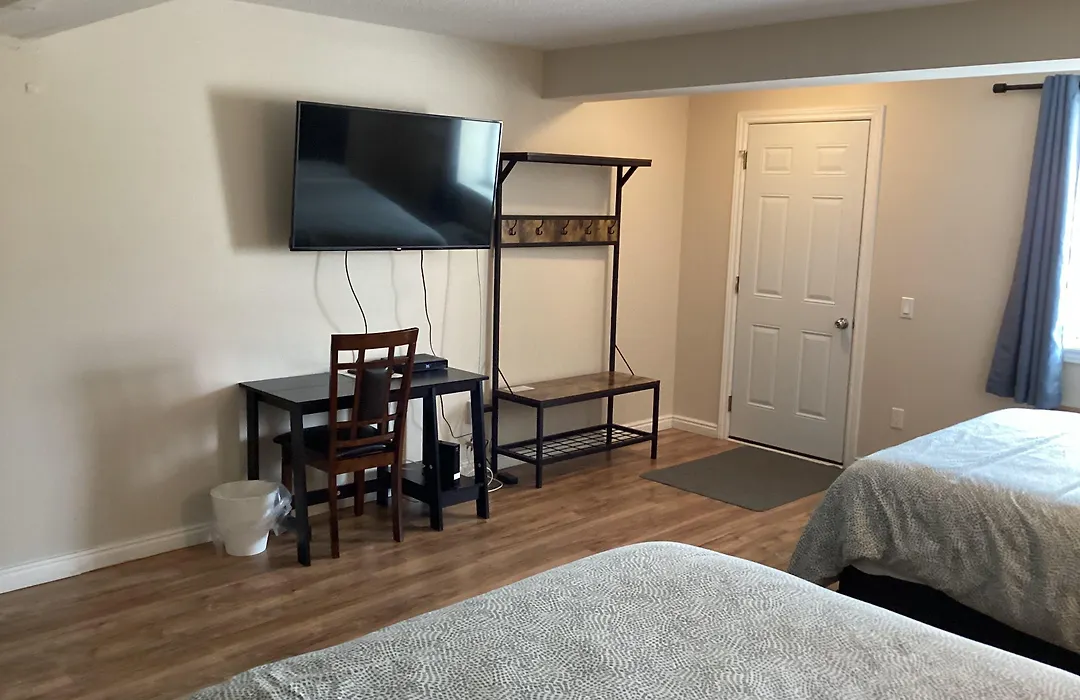 Lakeview Hotel-1