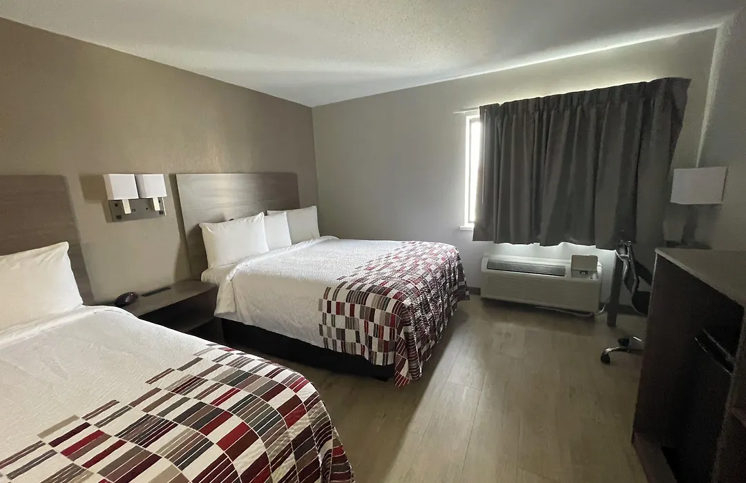 Red Roof Inn Flint-1