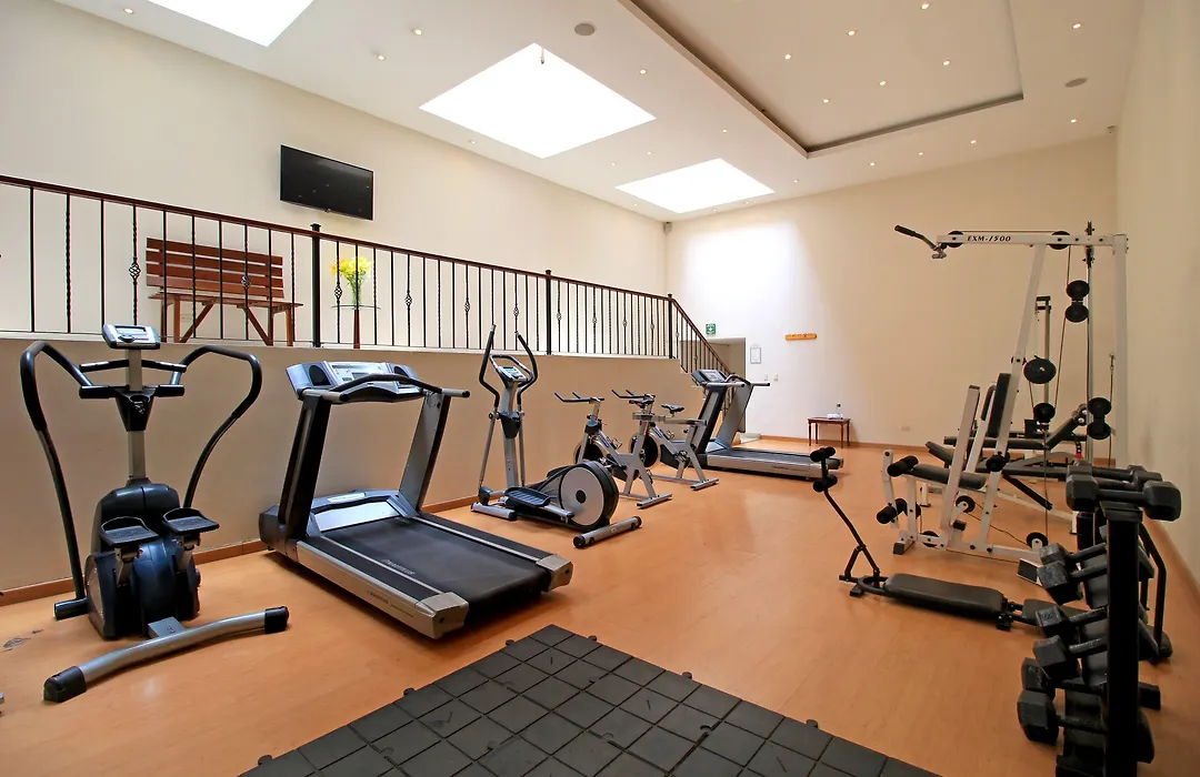 Hotel Windsor House Inn By Geh Suites-1