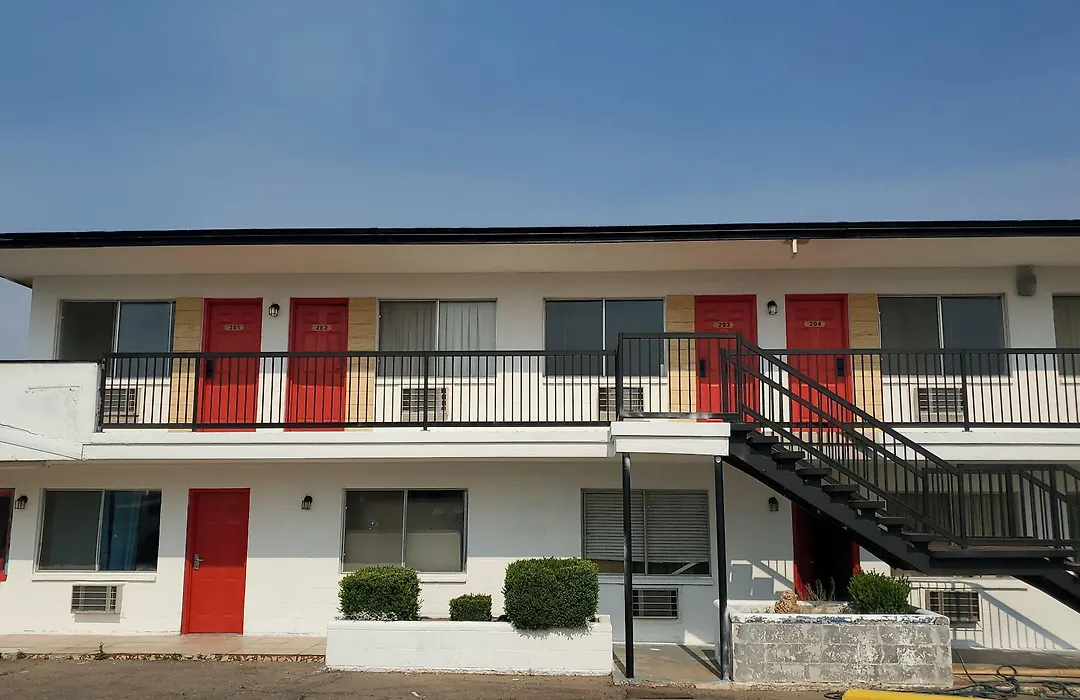 Almara Inn-1