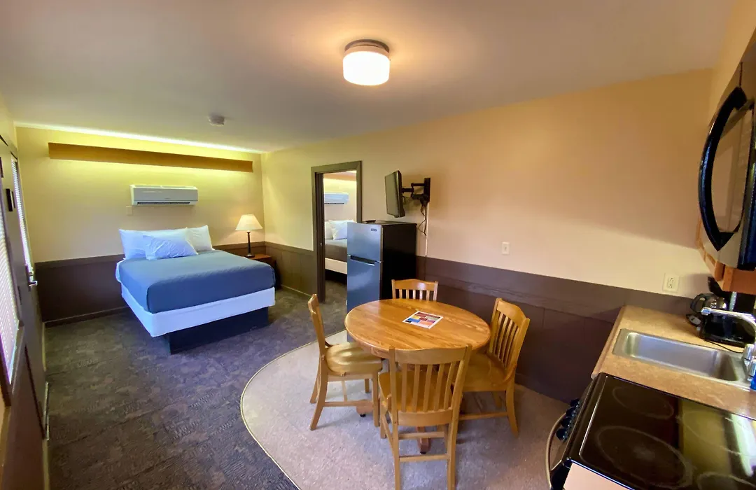 Thousand Hills State Park Cabins-1