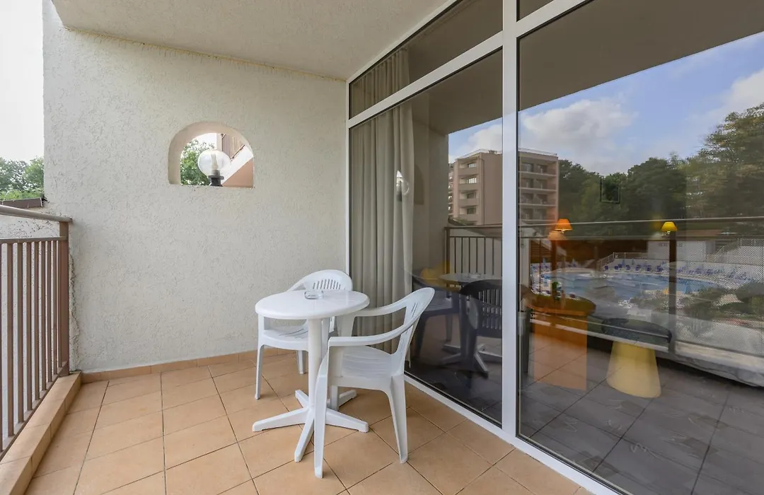 Madara Park Hotel-1