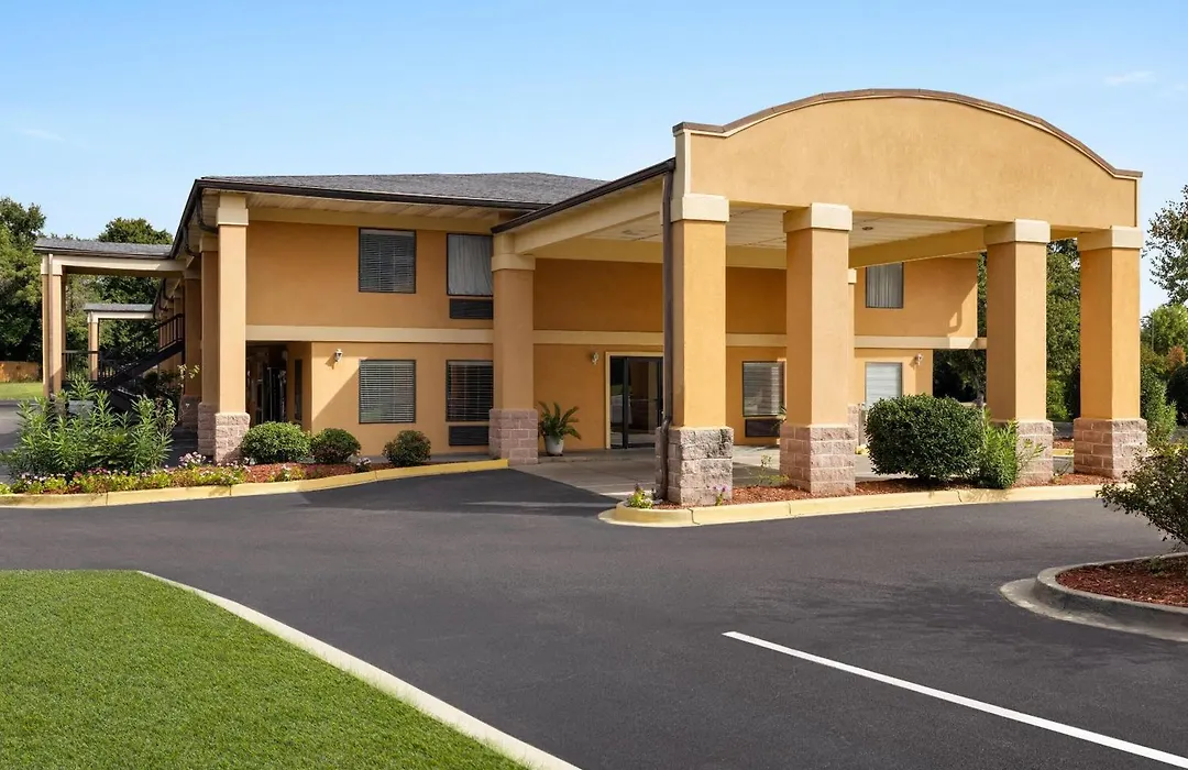 Days Inn By Wyndham Blythewood North Columbia-1