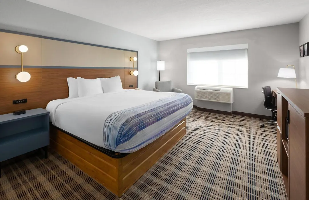 Americinn By Wyndham Douglas/Saugatuck-1