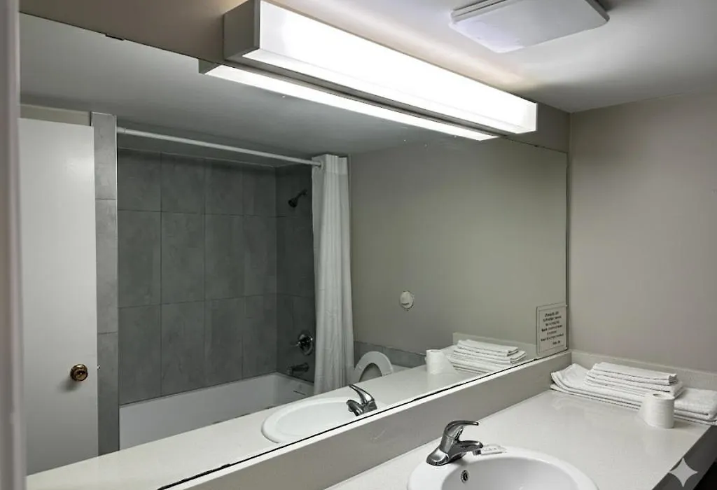 Park Inn By Radisson, Quesnel-1