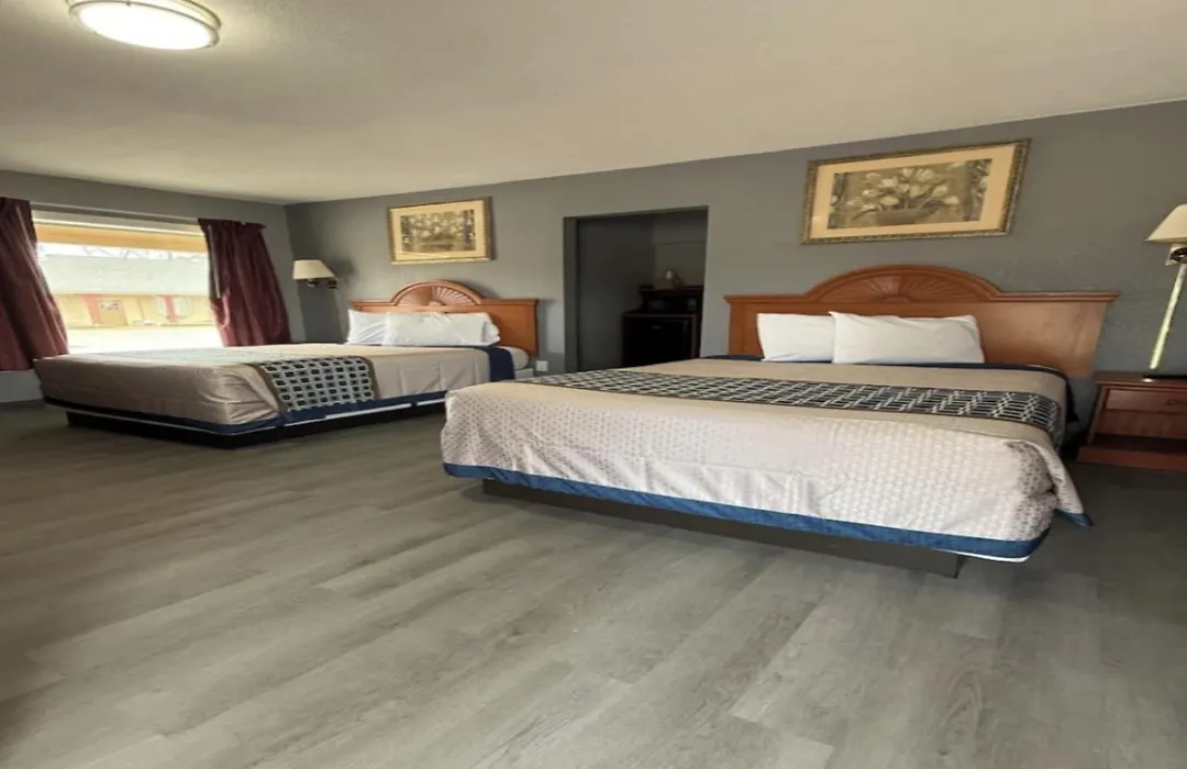 Budget Inn-1