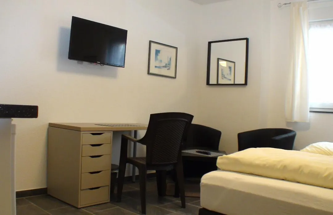 Hotel Am Kamin - Modern Appartements - Free Wifi - Parking-1