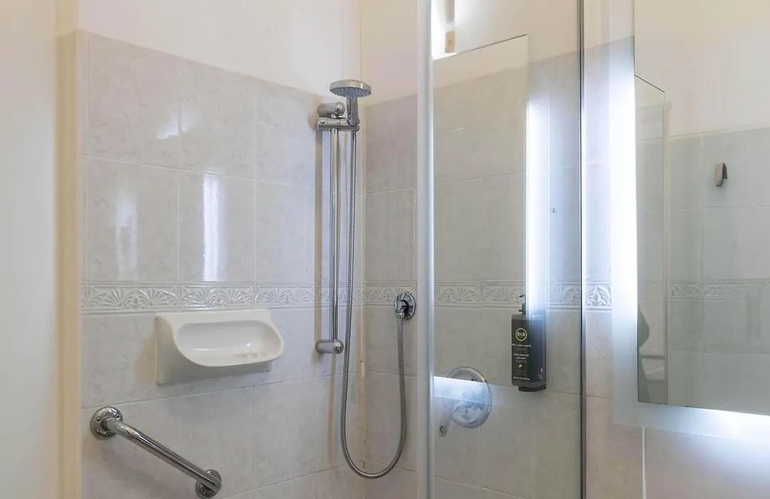 B&B HOTEL Diano Marina Palace-1