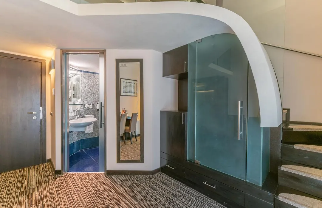 Best Western Plus Hotel Universo-1