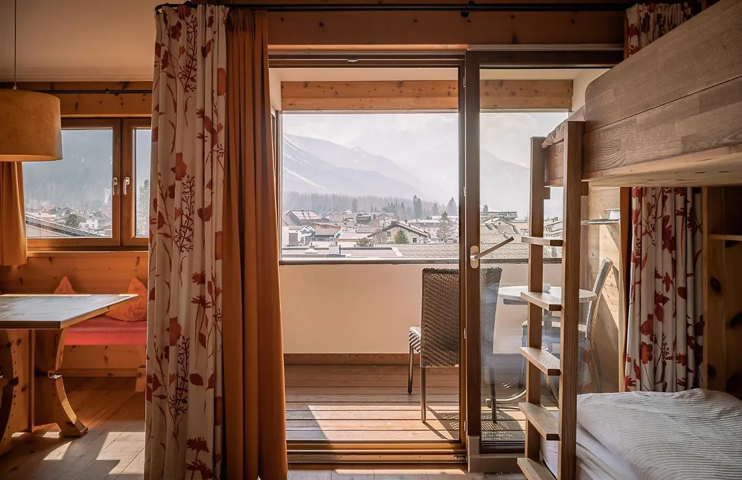 Hotel Tirolerhof - Familotel Zugspitze-1