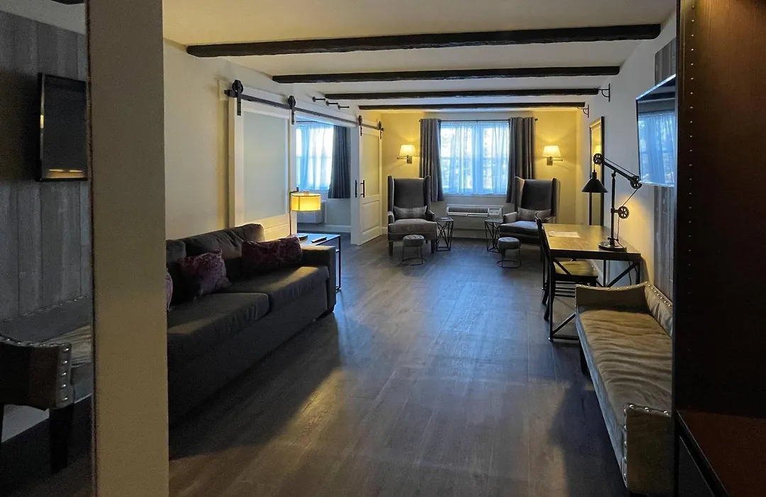 The Century House Latham - North Albany, An Ascend Collection Hotel-1