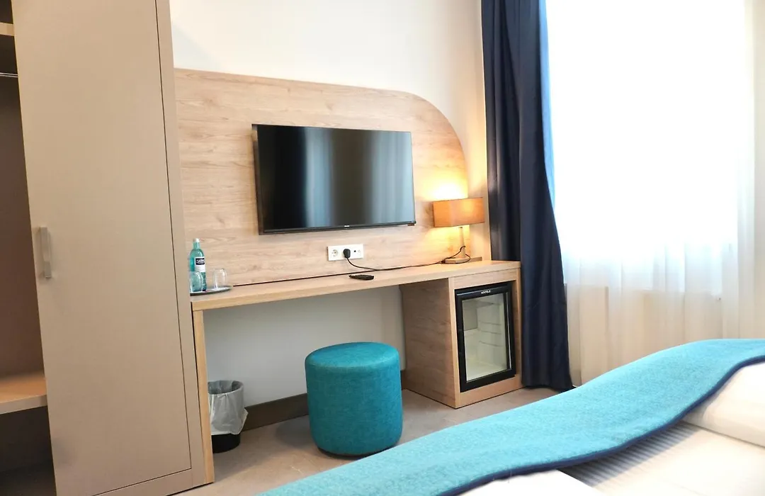 Hotel Atlas Halle-1