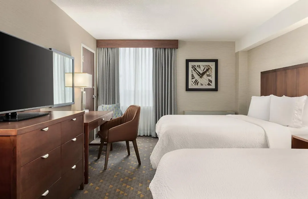Holiday Inn Oakville Centre By Ihg-1