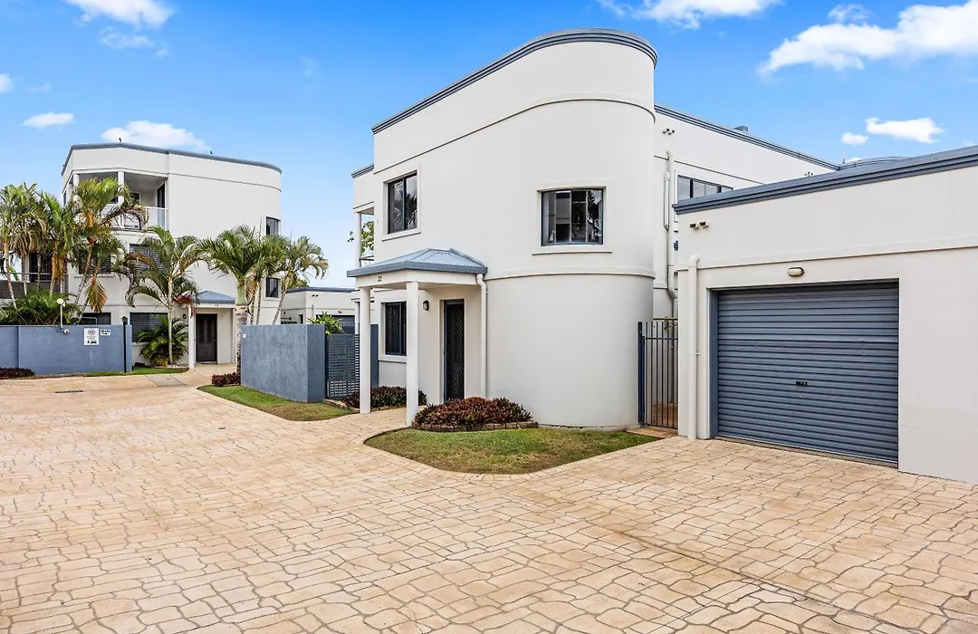 Grange Resort Hervey Bay-1