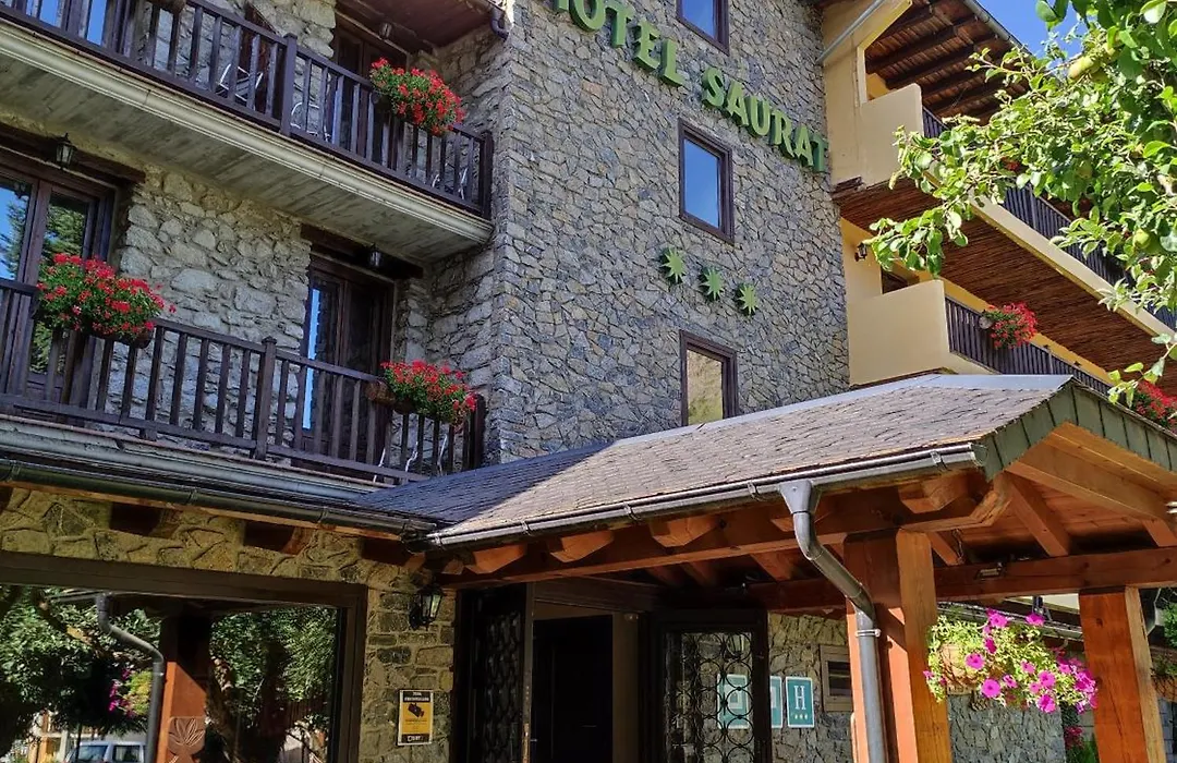 Hotel Saurat-1