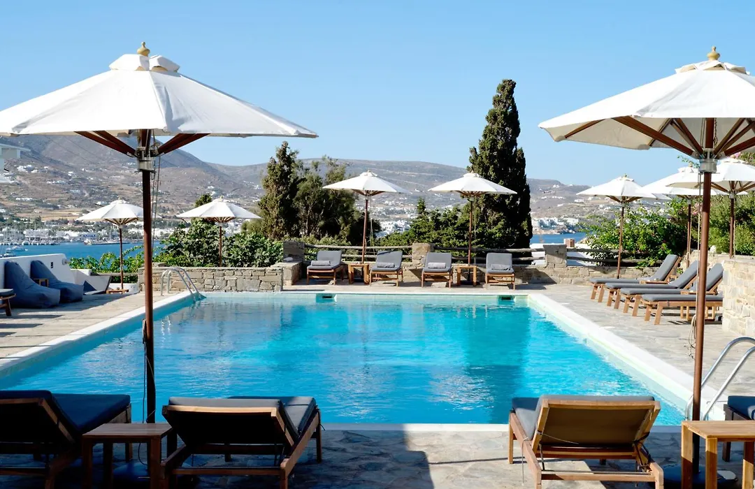 Akrotiri Hotel-1