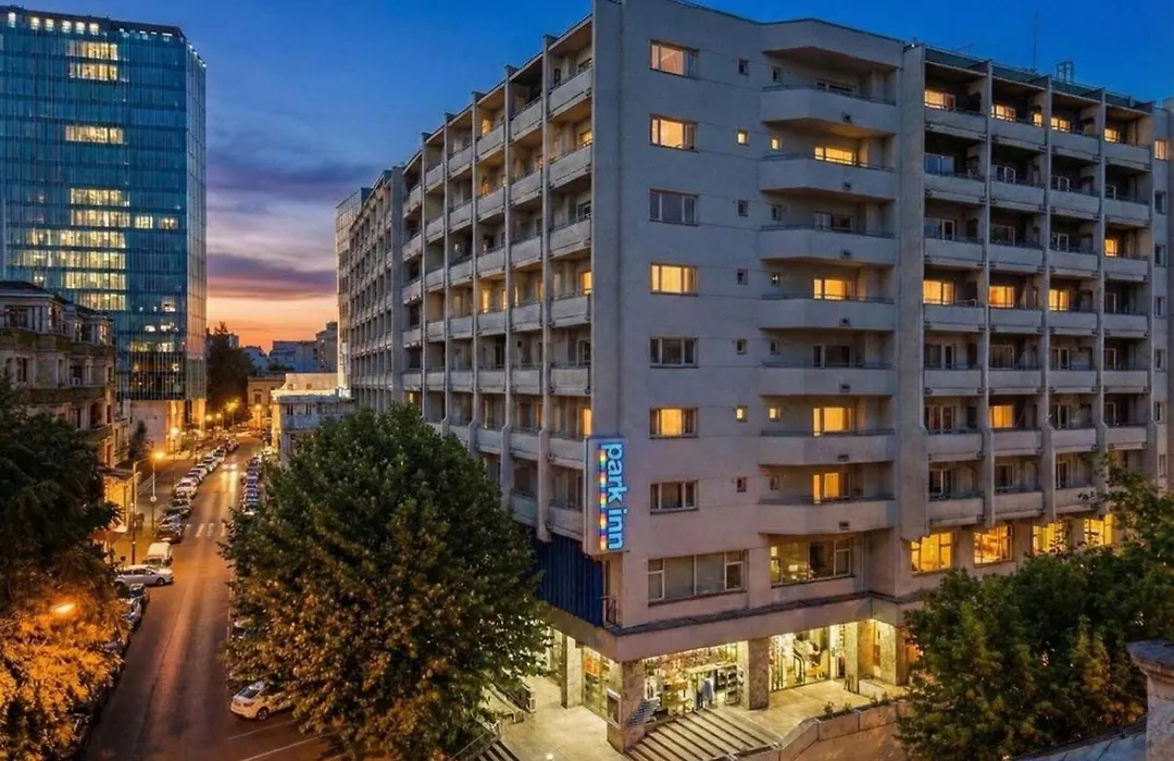Park Inn By Radisson Bucharest Hotel & Residence-1
