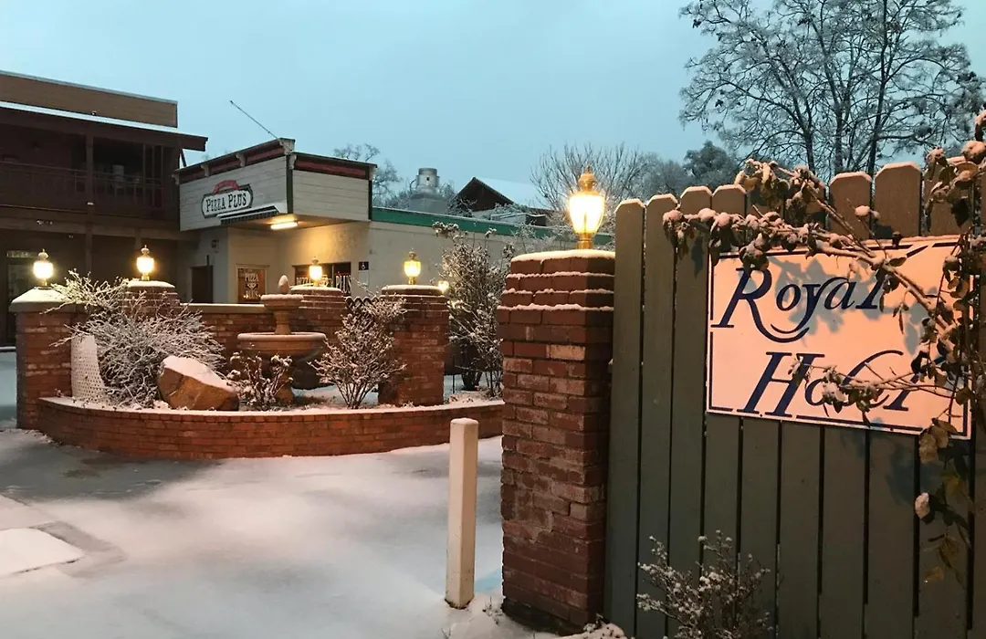 Americas Best Value Inn Royal Carriage-1