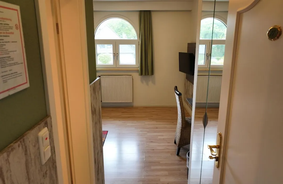 Meyerhof Heiligenrode-1