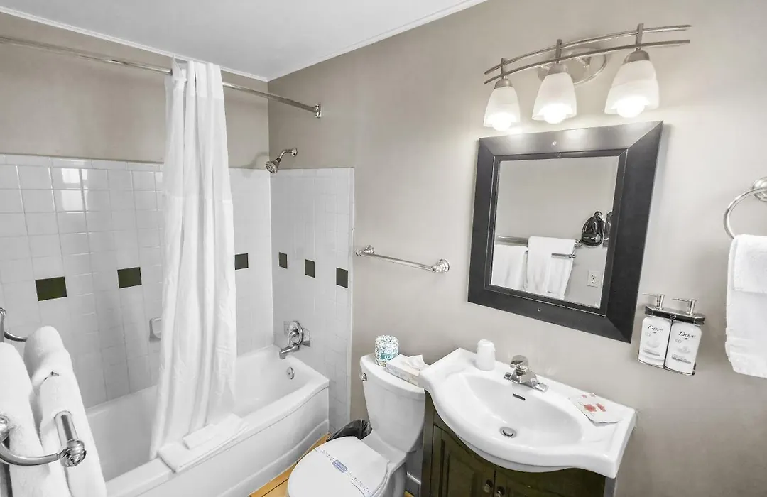 Courtesy Inn Downtown Eugene-1