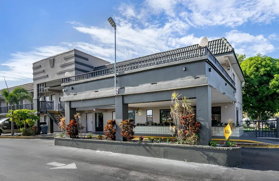 Rodeway Inn Clearwater-Dunedin-1