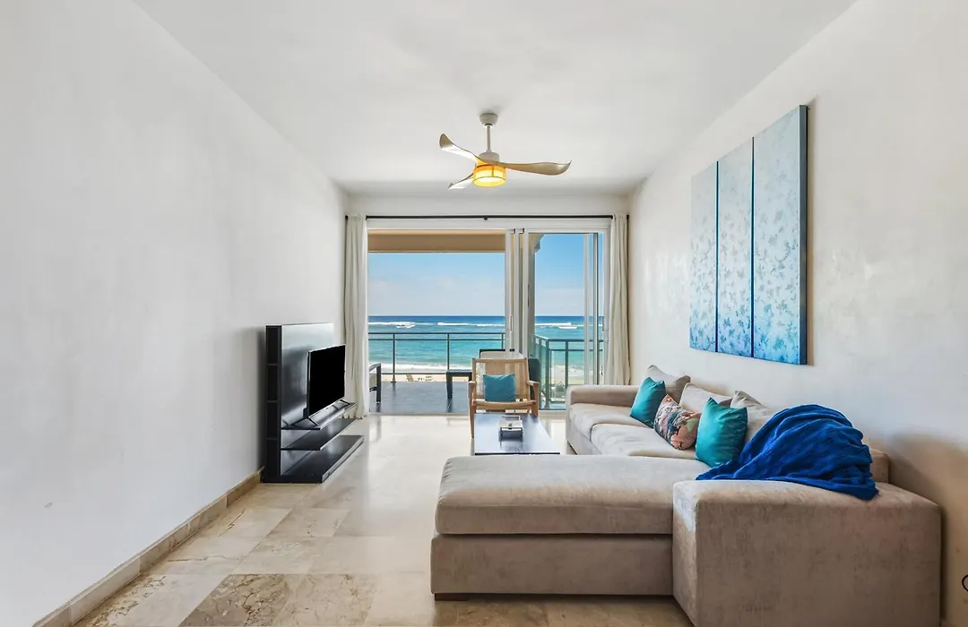 Watermark Luxury Oceanfront Residences-1
