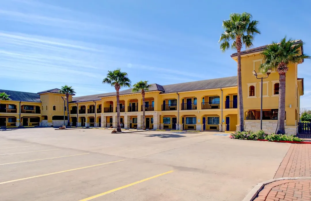 Weslaco Inn Weslaco-Mercedes-1
